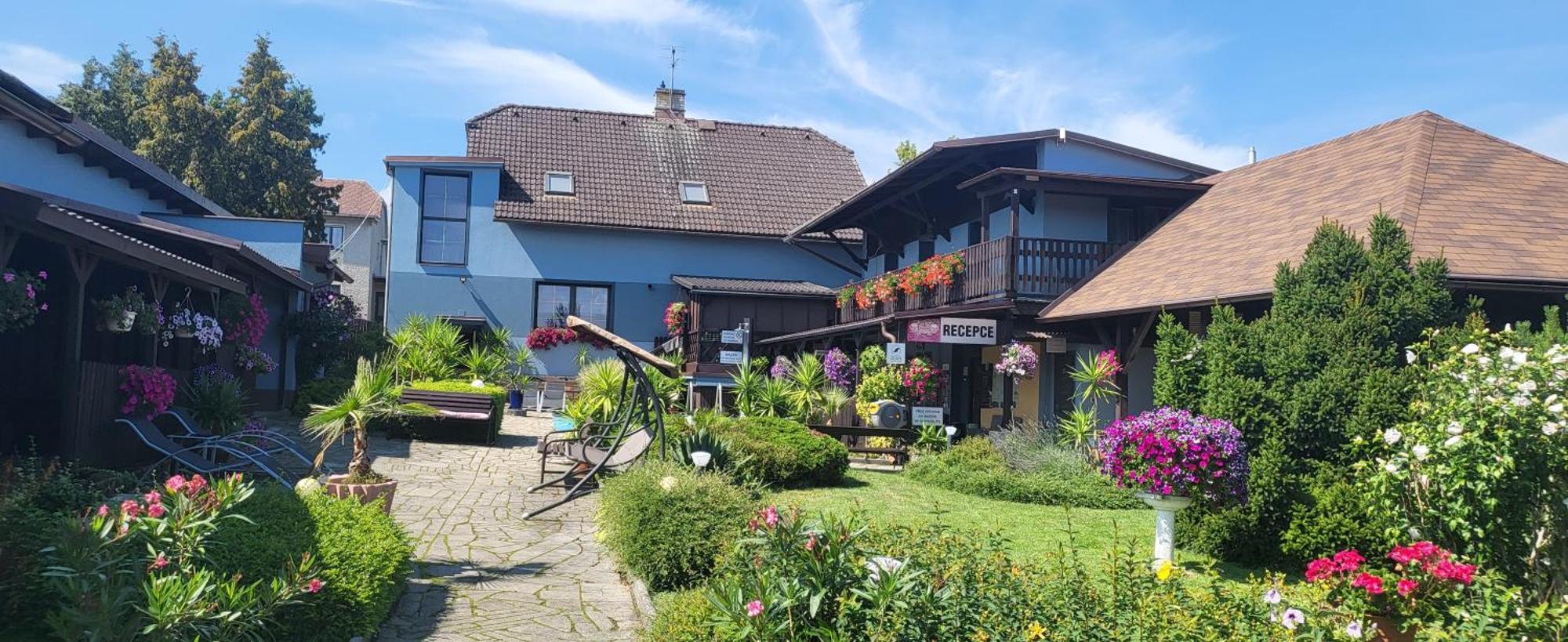 Areál Pauli Hotel Česká Skalice Kültér fotó